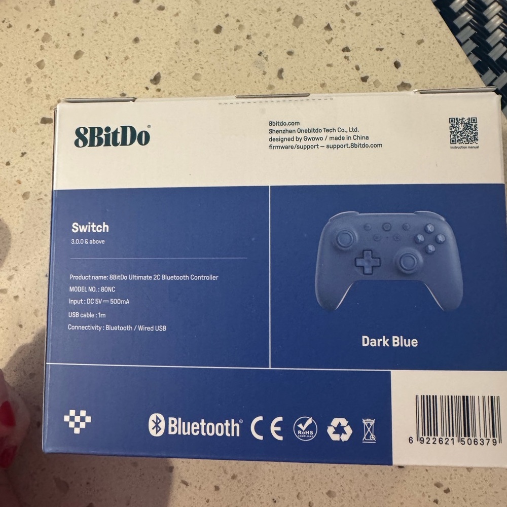 8BitDo
Ultimate 2.4G Bluetooth Controller - Dark Blue